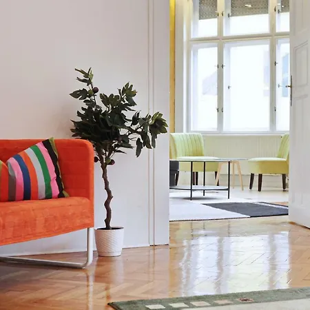 Apartment Luxury Gold Plated In Calm Location *