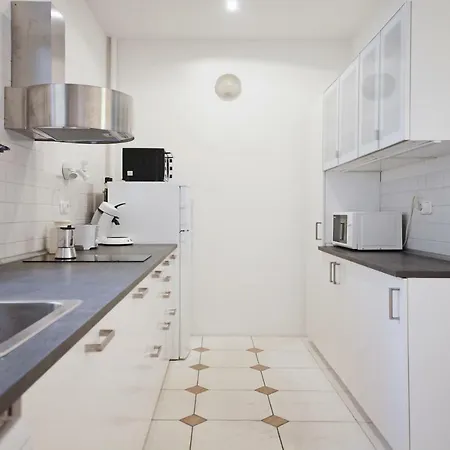 Apartment Luxury Gold Plated In Calm Location *